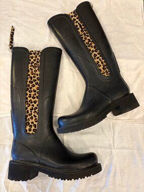 Ilse Jacobsen Hornbaek black rubber rain boots. European size 41.